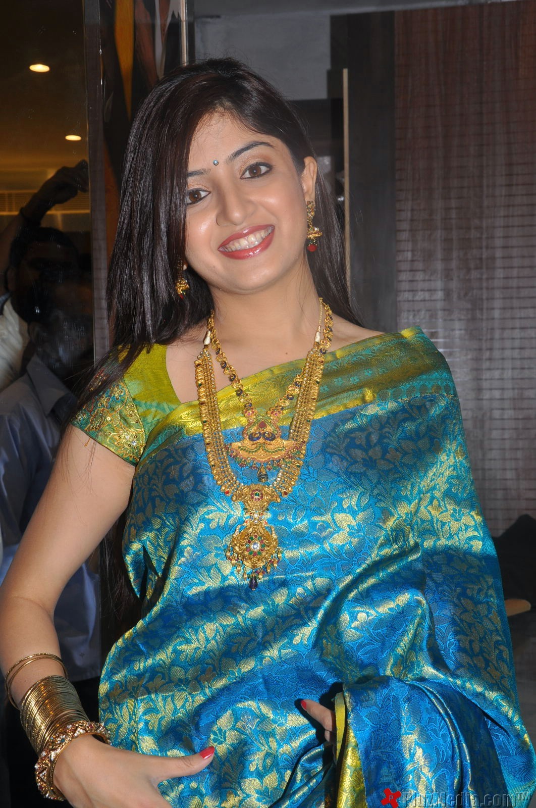 Poonam Kaur Inaugurate CMR Shopping Mall - Gallery | Picture 91182